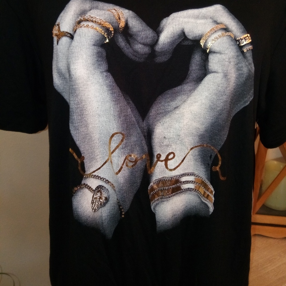 NWT/LOVE TOP